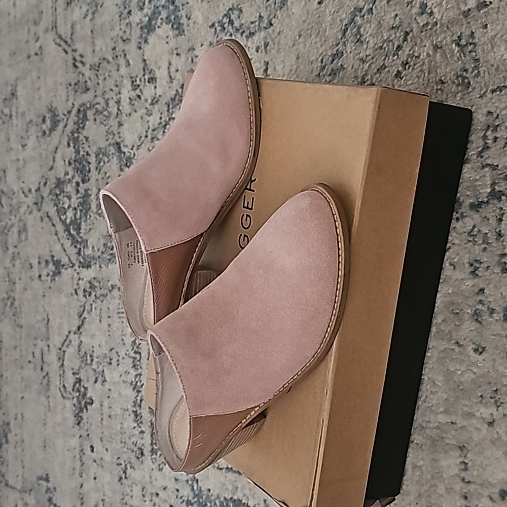 Kelsi Dagger booties, NIB, Size 7